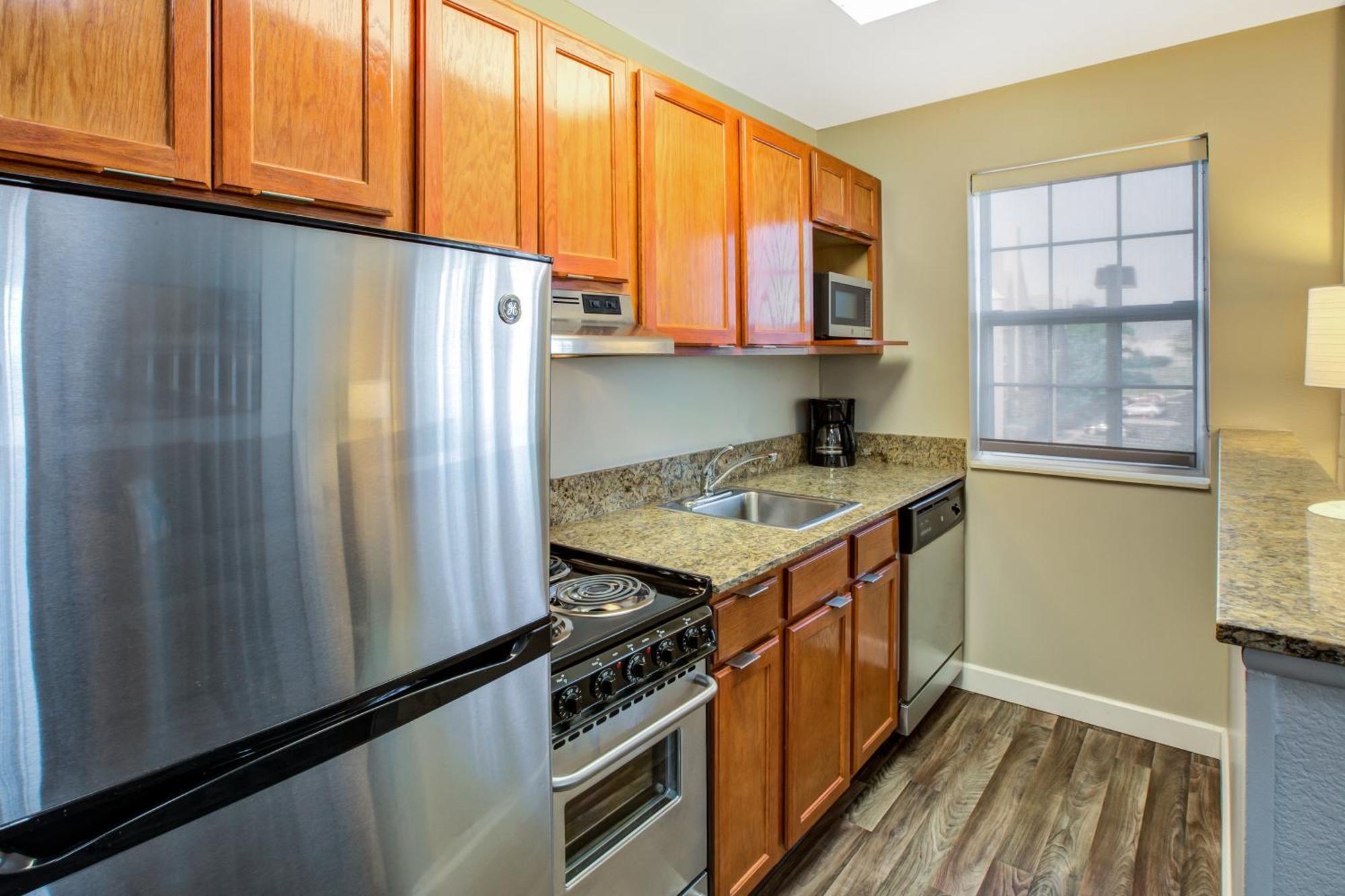 Towneplace Suites Detroit Стерлинг-Хайтс Экстерьер фото