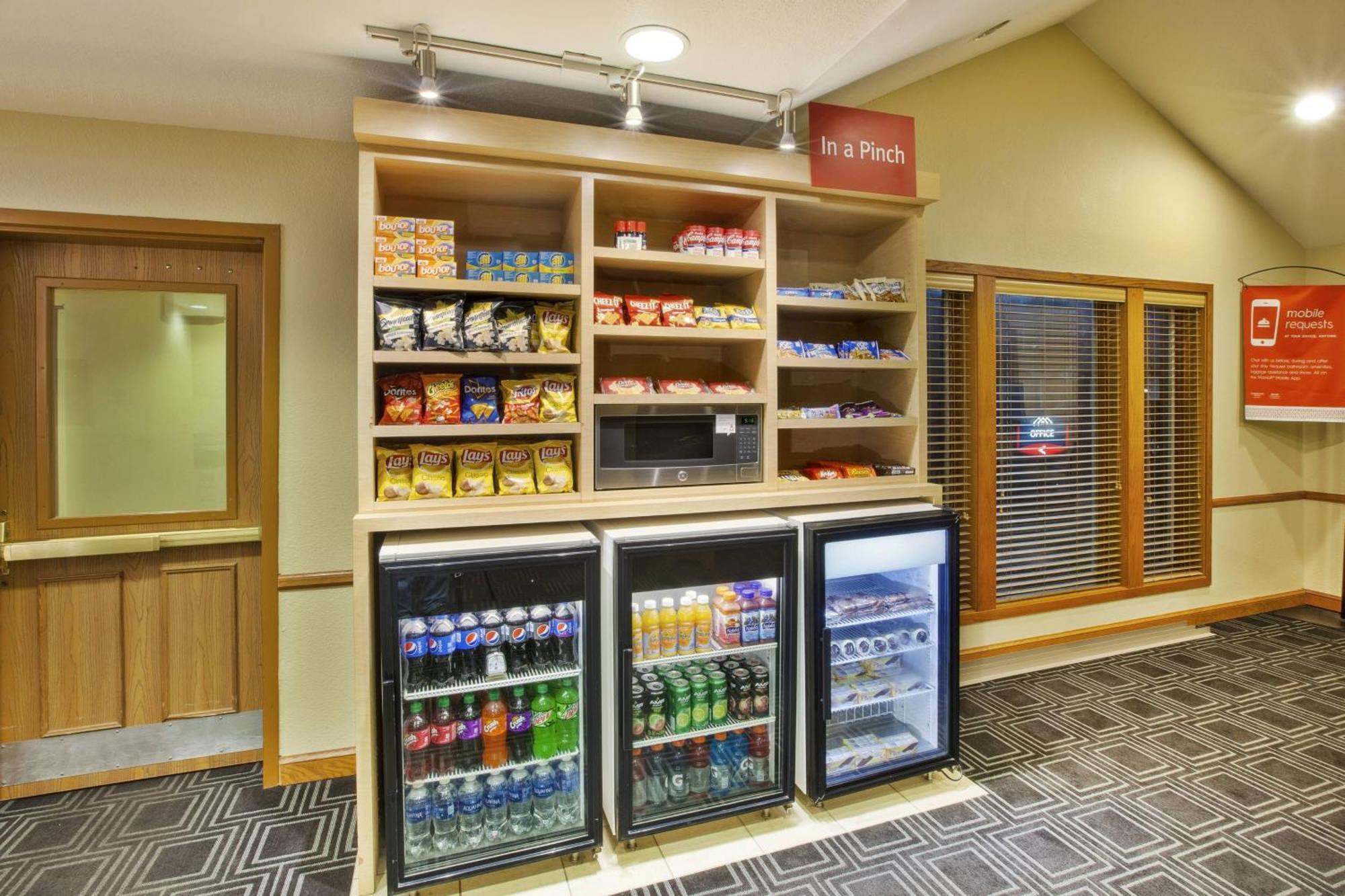 Towneplace Suites Detroit Стерлинг-Хайтс Экстерьер фото