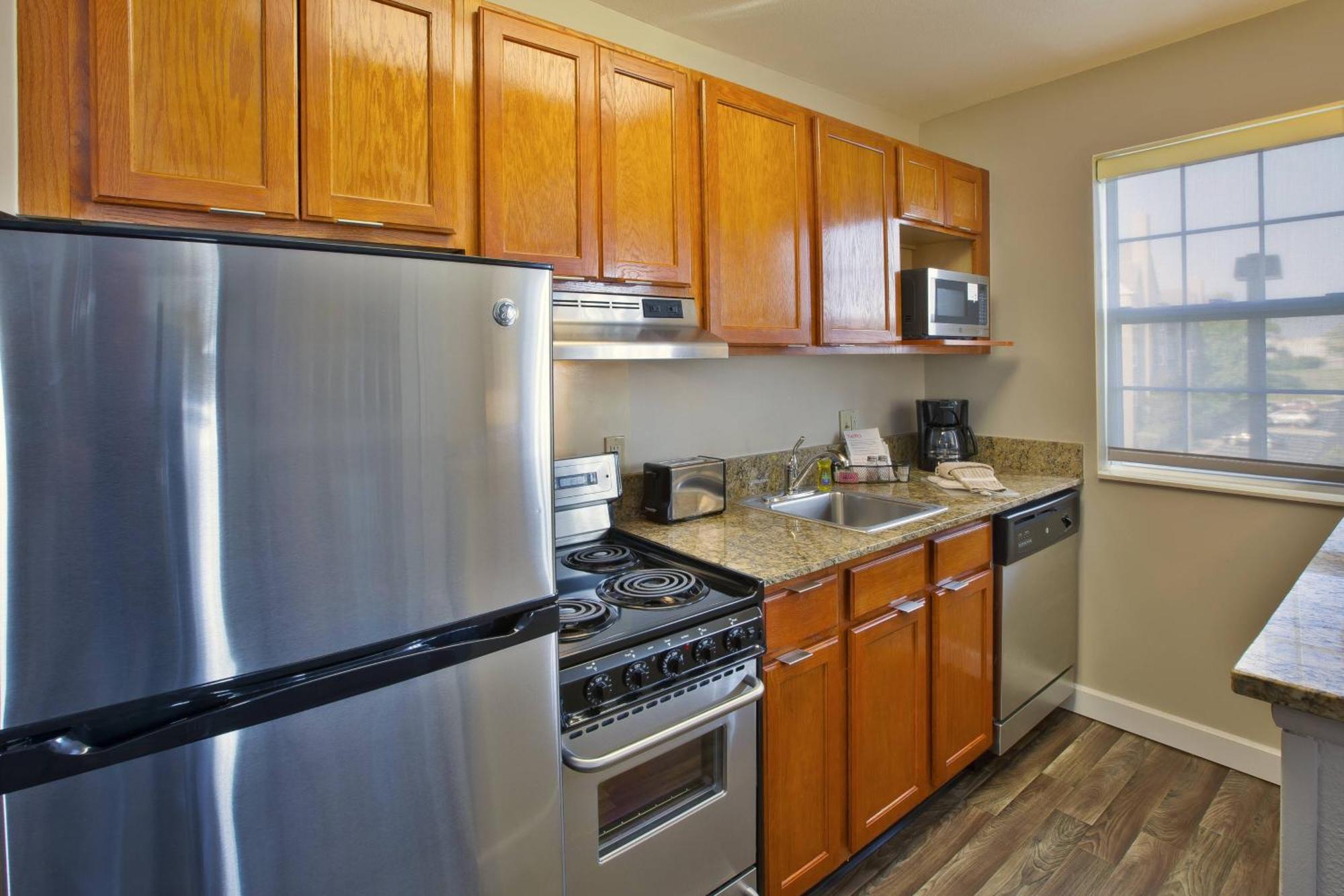 Towneplace Suites Detroit Стерлинг-Хайтс Экстерьер фото