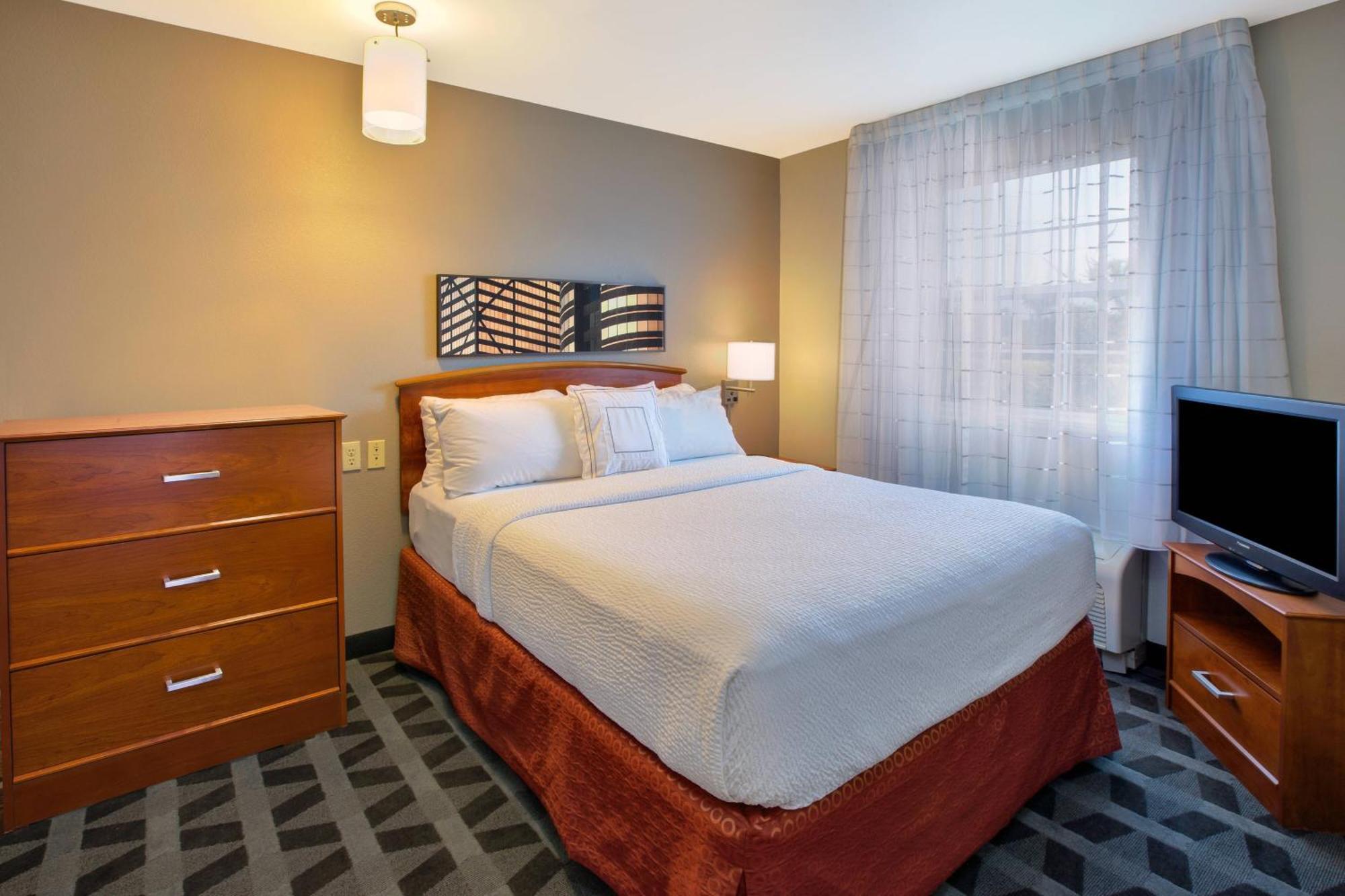 Towneplace Suites Detroit Стерлинг-Хайтс Экстерьер фото