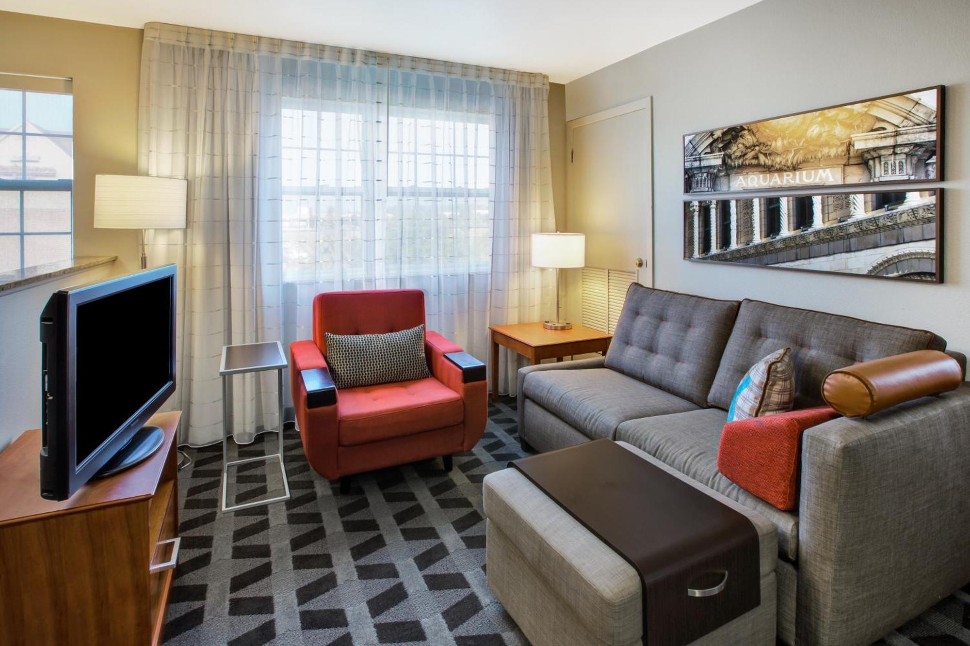 Towneplace Suites Detroit Стерлинг-Хайтс Экстерьер фото